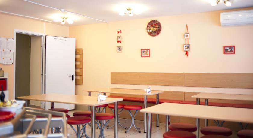 Гостиница Молодежная Киров-10